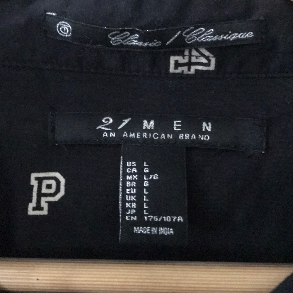 Men’s button down - Picture 2 of 3